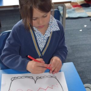 girl drawing