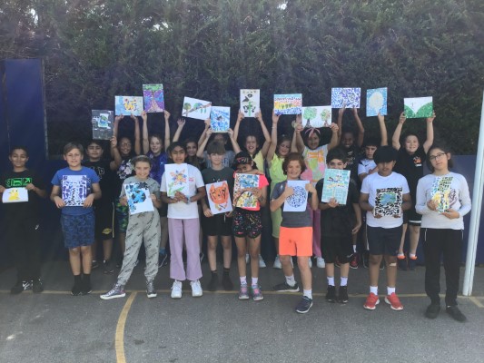 Students with mosaics